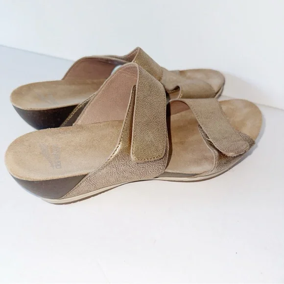DANSKO Vienna Gold Metallic Sz 40/9 Gold Nappa Casual Slide Flip Flop Sandal - Picture 6 of 15